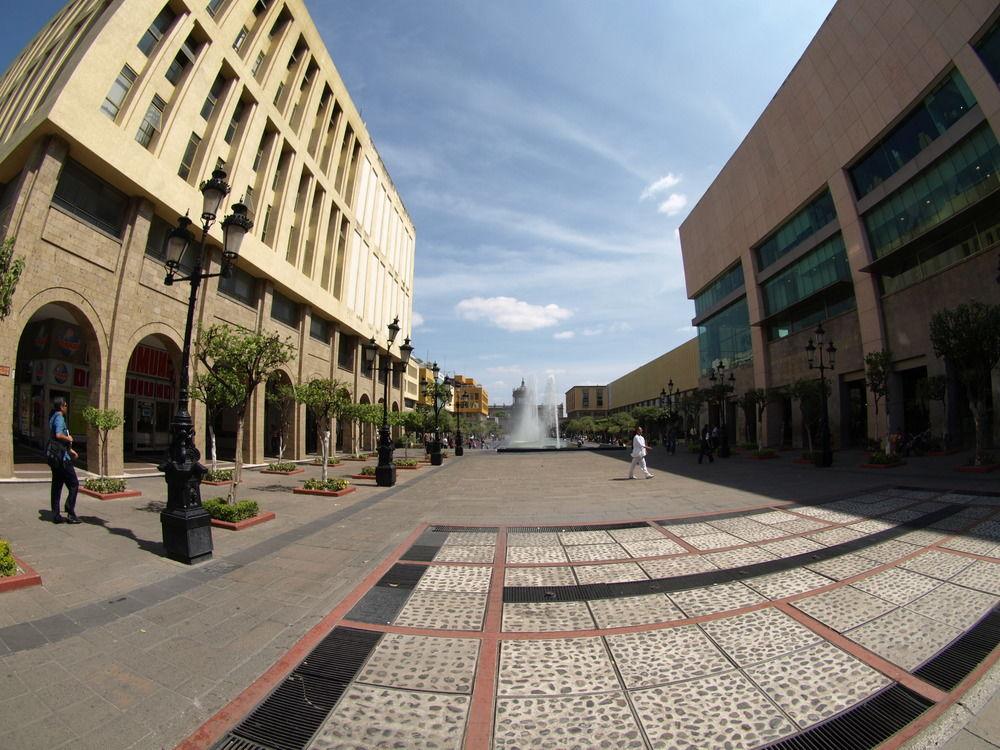 מלון Roma Guadalajara In Downtown מראה חיצוני תמונה
